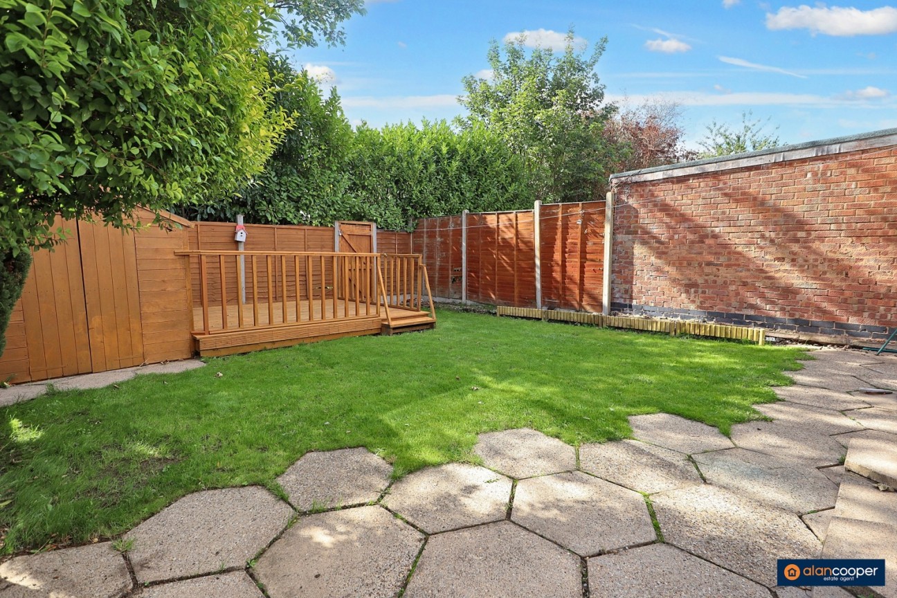 Woburn Drive, Stockingford, Nuneaton, CV10 7HZ