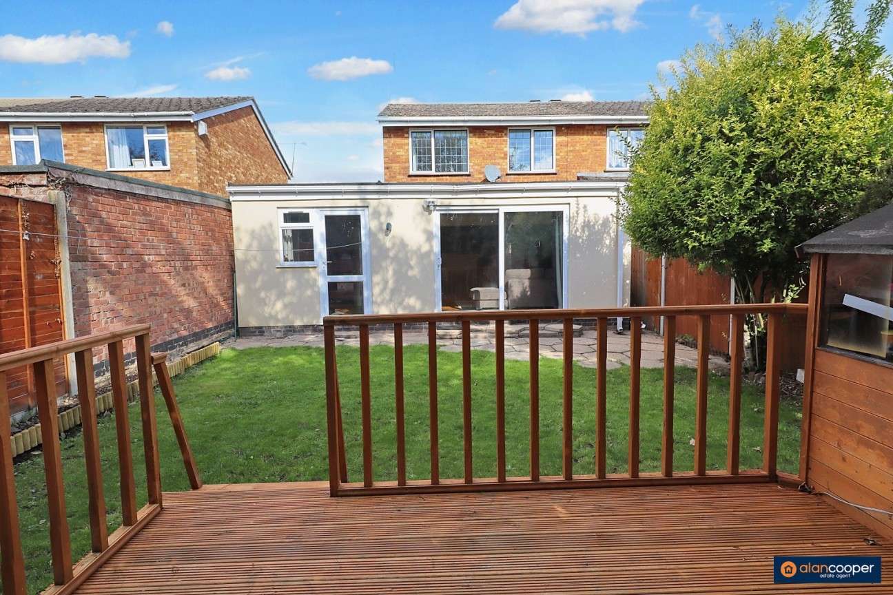 Woburn Drive, Stockingford, Nuneaton, CV10 7HZ