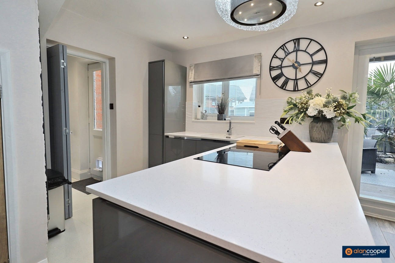 Laburnum Close, Woodlands Park, Bedworth, CV12 0PP