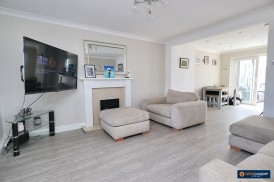 Chesterton Drive, Galley Common, Nuneaton, CV10 9QR