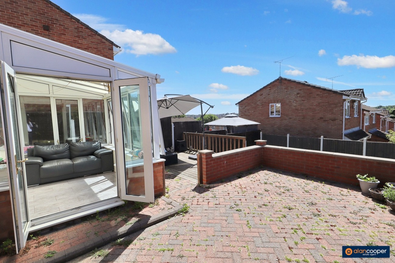 Chesterton Drive, Galley Common, Nuneaton, CV10 9QR