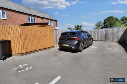 Watitune Avenue, Church Fields, Weddington, Nuneaton, CV10 0BF