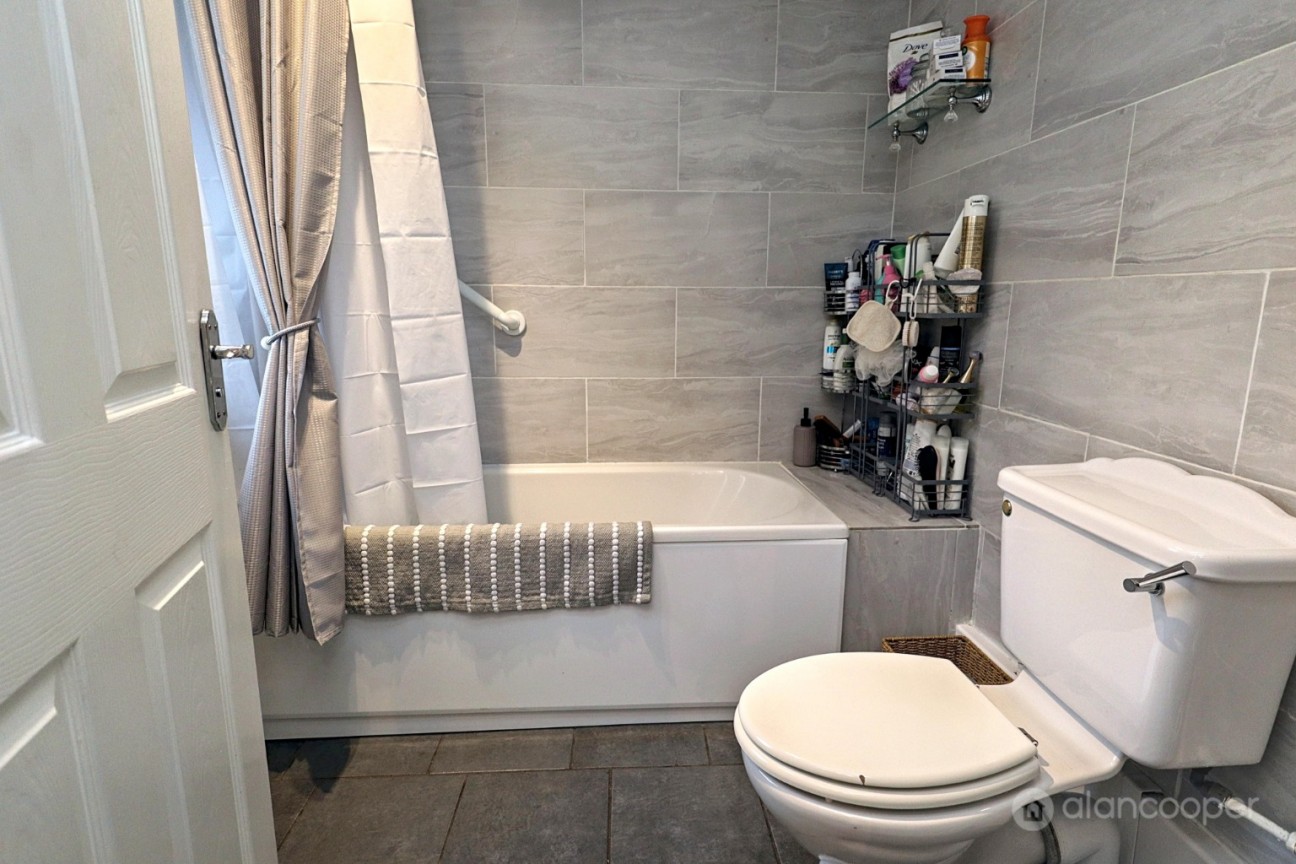 Jodrell Street, Abbey Green, Nuneaton, CV11 5EQ