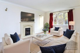 Tiverton Drive, Horeston Grange, Nuneaton, CV11 6YL