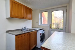 Tiverton Drive, Horeston Grange, Nuneaton, CV11 6YL