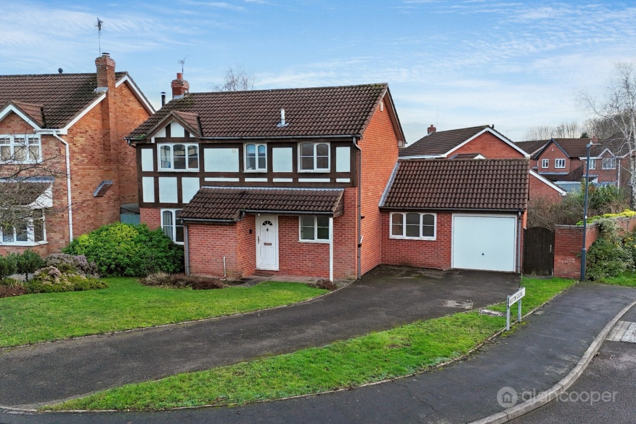 Tiverton Drive, Horeston Grange, Nuneaton, CV11 6YL