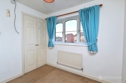 Tiverton Drive, Horeston Grange, Nuneaton, CV11 6YL