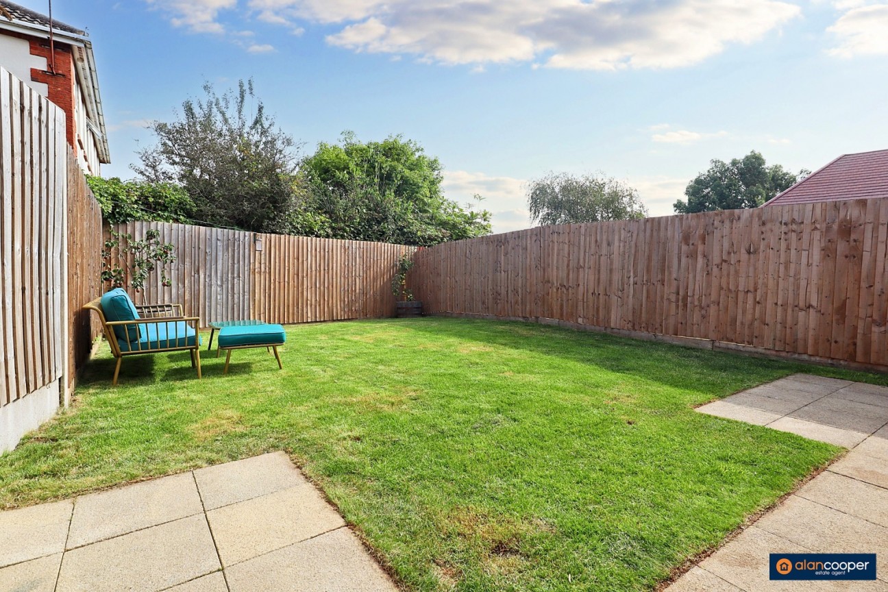 Ribbon Avenue, Ansley, Nuneaton, CV10 9TL