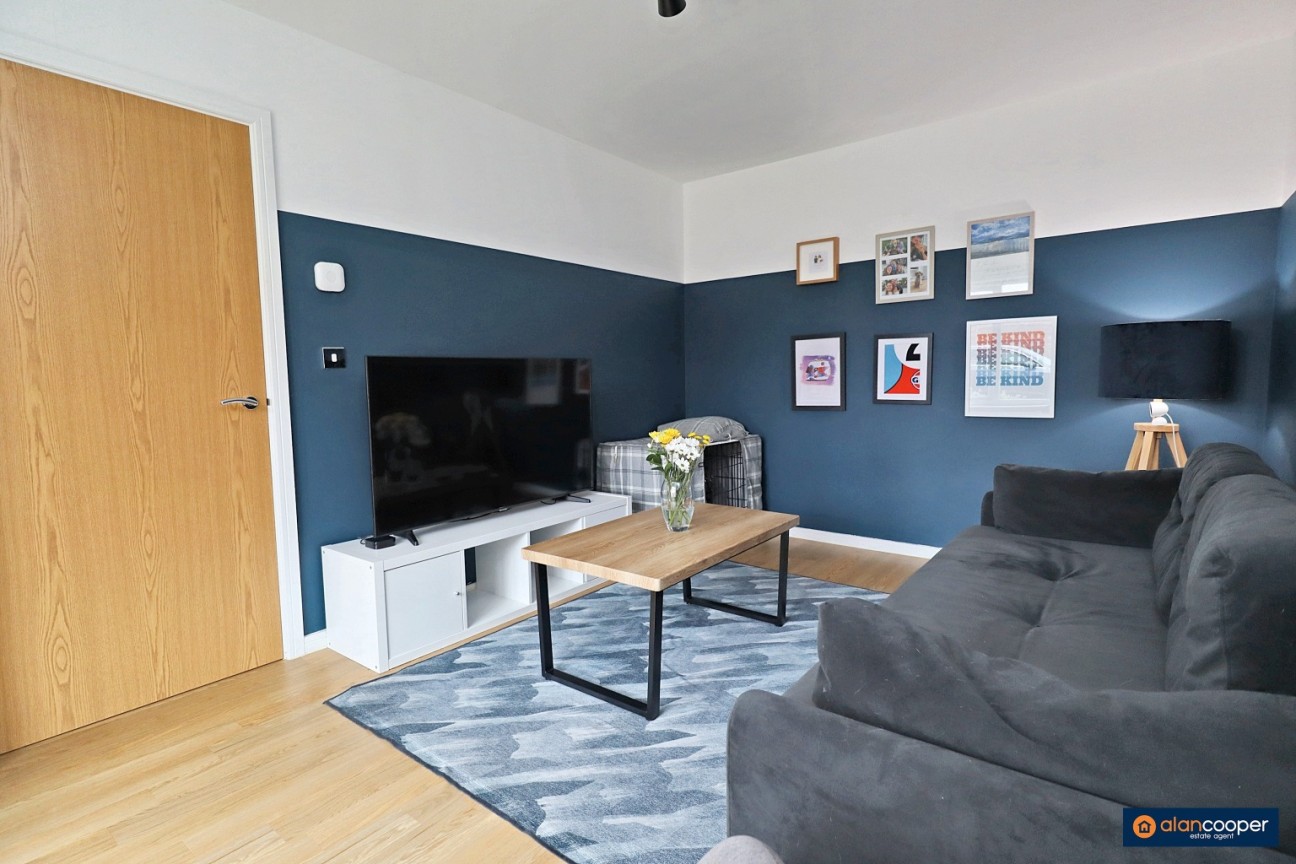 Ribbon Avenue, Ansley, Nuneaton, CV10 9TL