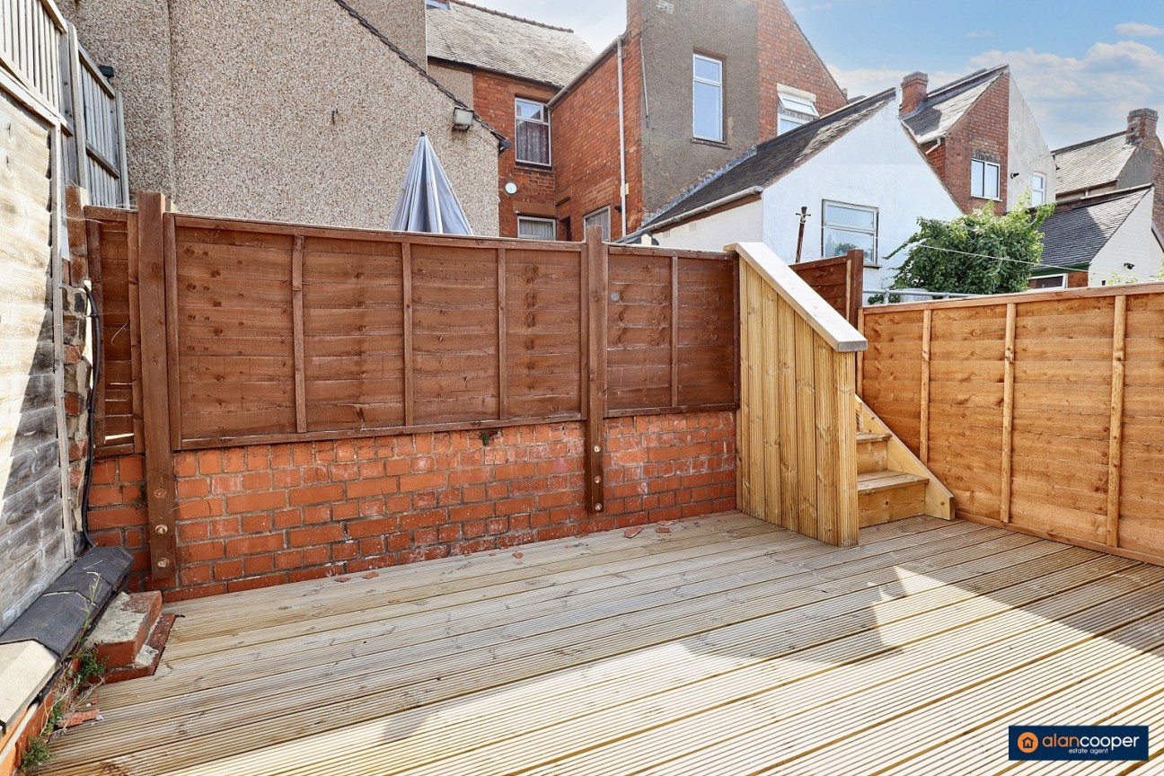 Bucks Hill, Stockingford, Nuneaton, CV10 9LF