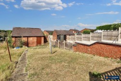 Bucks Hill, Stockingford, Nuneaton, CV10 9LF