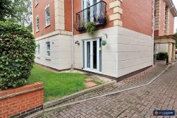 Avon Lodge, Manor Park Road, Nuneaton, CV11 5HB