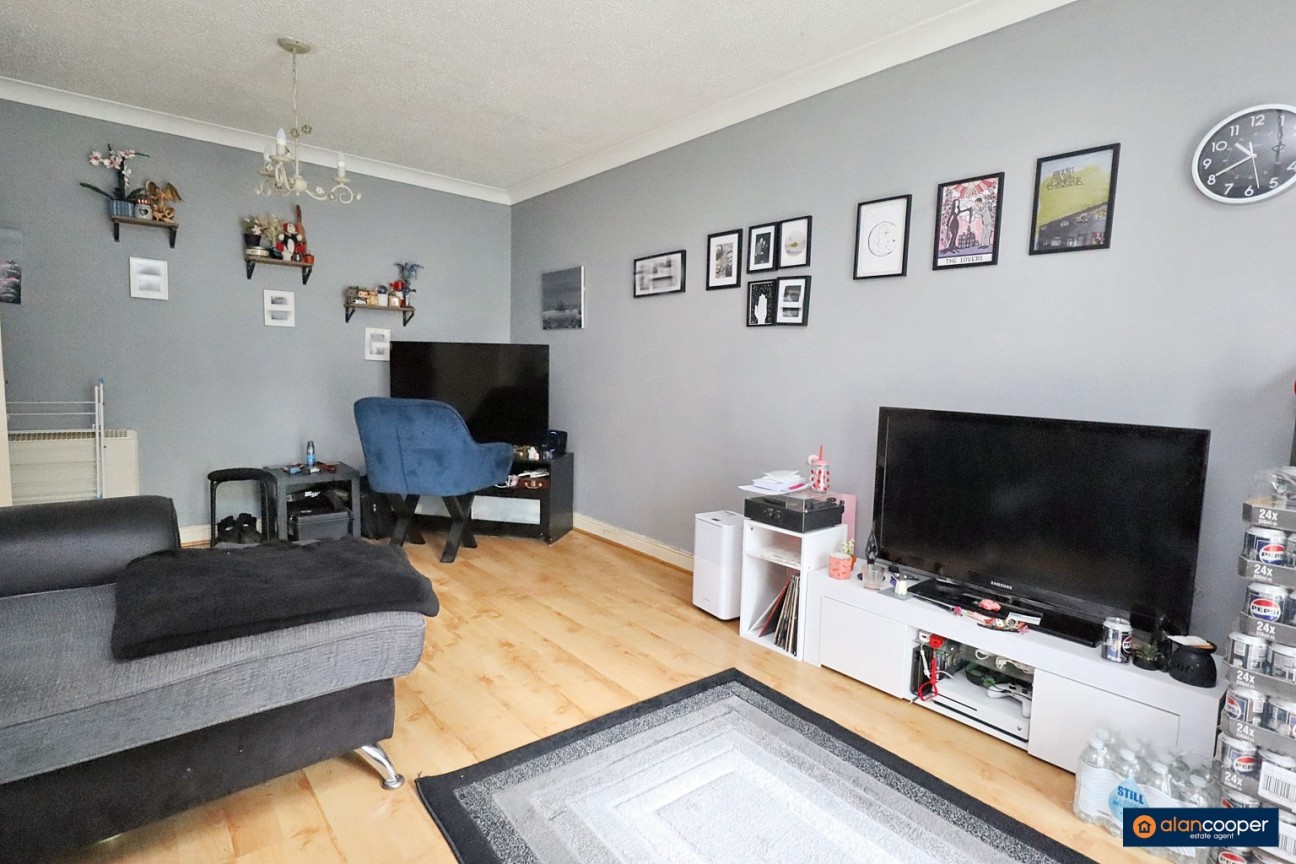 Avon Lodge, Manor Park Road, Nuneaton, CV11 5HB