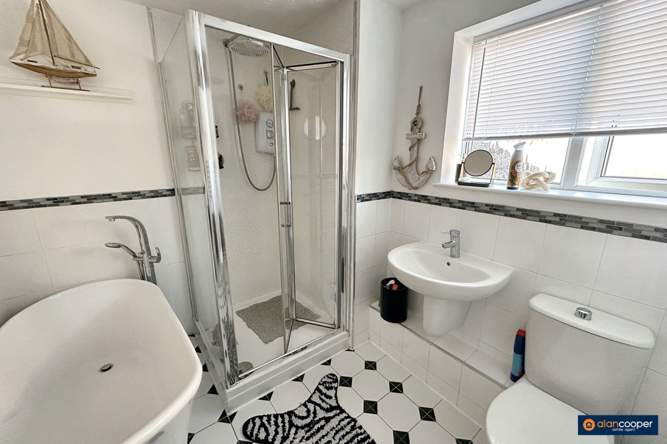 Conwy Close, The Moorings, Attleborough, Nuneaton, CV11 4FS