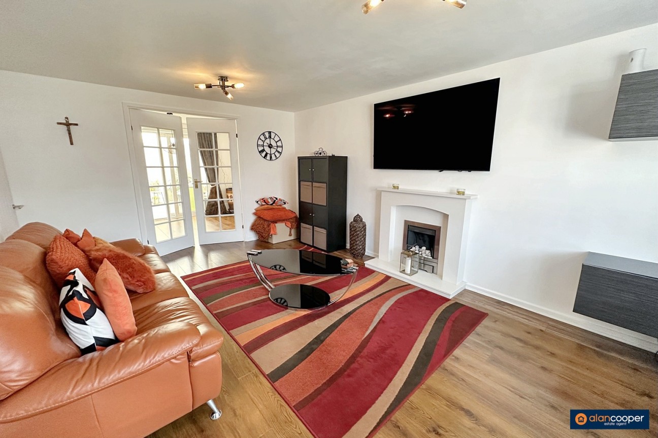 Conwy Close, The Moorings, Attleborough, Nuneaton, CV11 4FS