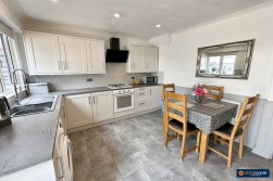 Skye Close, Glendale, Nuneaton, CV10 7LW