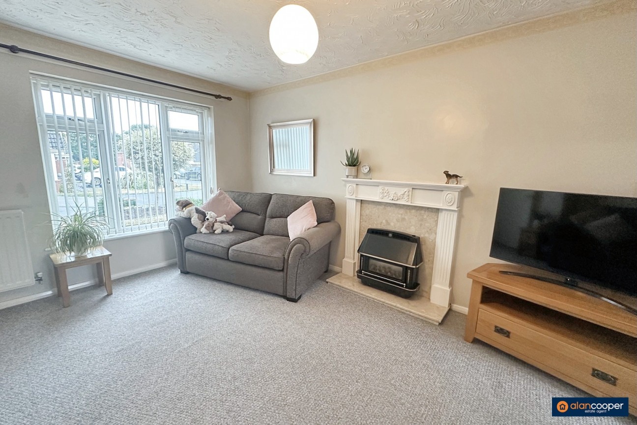 Dove Close, Bedworth, CV12 0NN