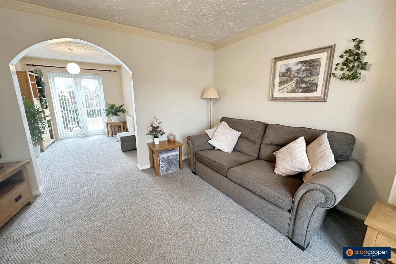 Dove Close, Bedworth, CV12 0NN
