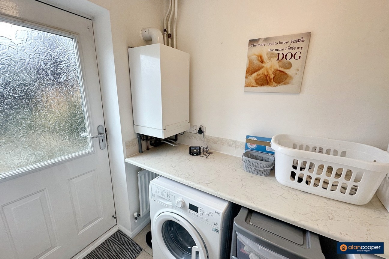 Dove Close, Bedworth, CV12 0NN