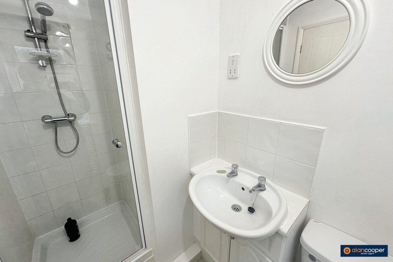 Dove Close, Bedworth, CV12 0NN