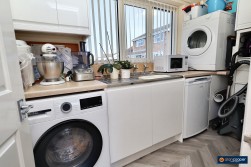Blackthorn Grove, Whitestone, Nuneaton, CV11 6UX