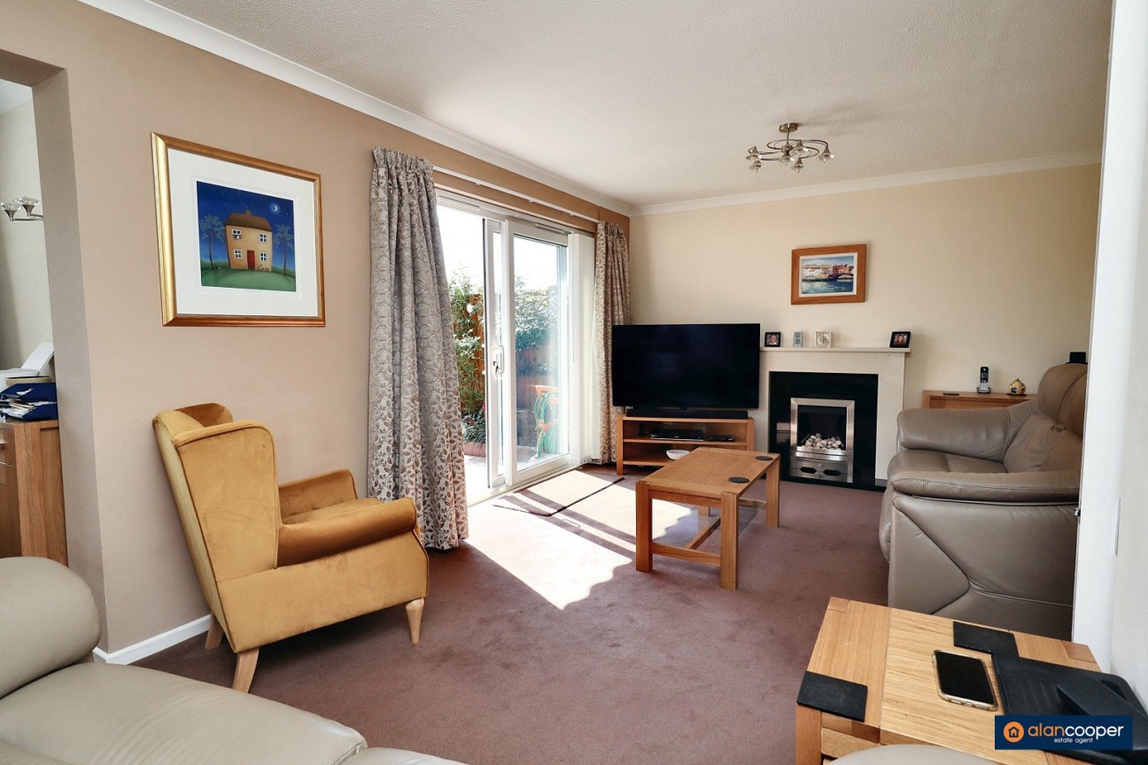 Blackthorn Grove, Whitestone, Nuneaton, CV11 6UX