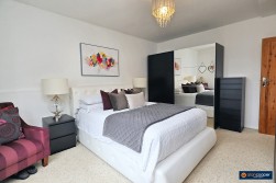 The Courtyard, Higham Lane, Stoke Golding, CV13 6EX