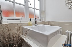 The Courtyard, Higham Lane, Stoke Golding, CV13 6EX