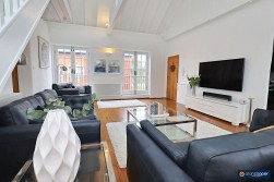 The Courtyard, Higham Lane, Stoke Golding, CV13 6EX