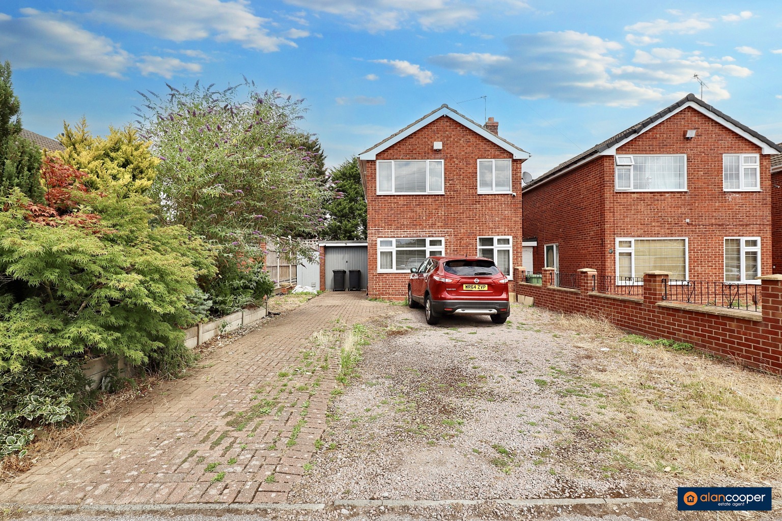 Radnor Drive, Nuneaton, Warwickshire, CV10 7NW