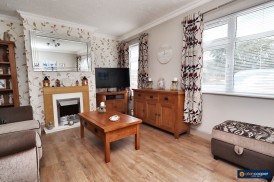 Radnor Drive, Nuneaton, Warwickshire, CV10 7NW