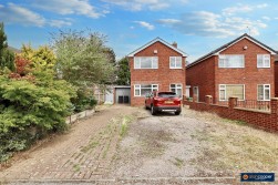 Radnor Drive, Nuneaton, Warwickshire, CV10 7NW