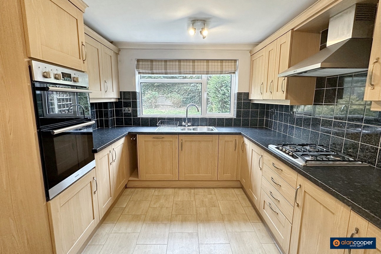 Shakespeare Drive, Whitestone, Nuneaton, CV11 6NW