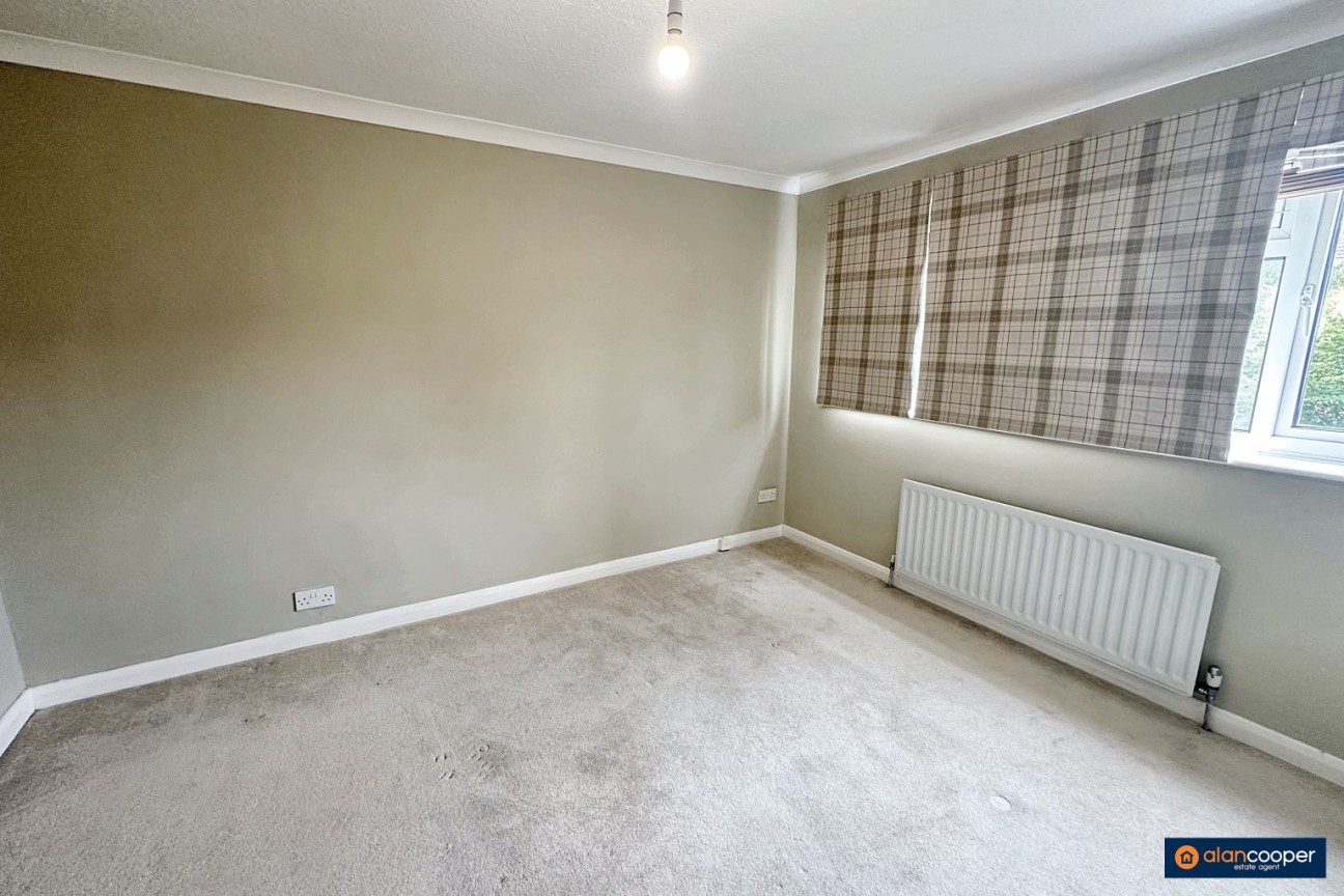 Shakespeare Drive, Whitestone, Nuneaton, CV11 6NW