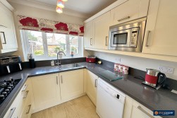 Plough Hill Road, Nuneaton, CV10 9NY