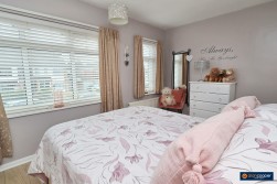 Treviscoe Close, Exhall, Coventry, CV7 9FE