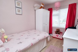 Treviscoe Close, Exhall, Coventry, CV7 9FE