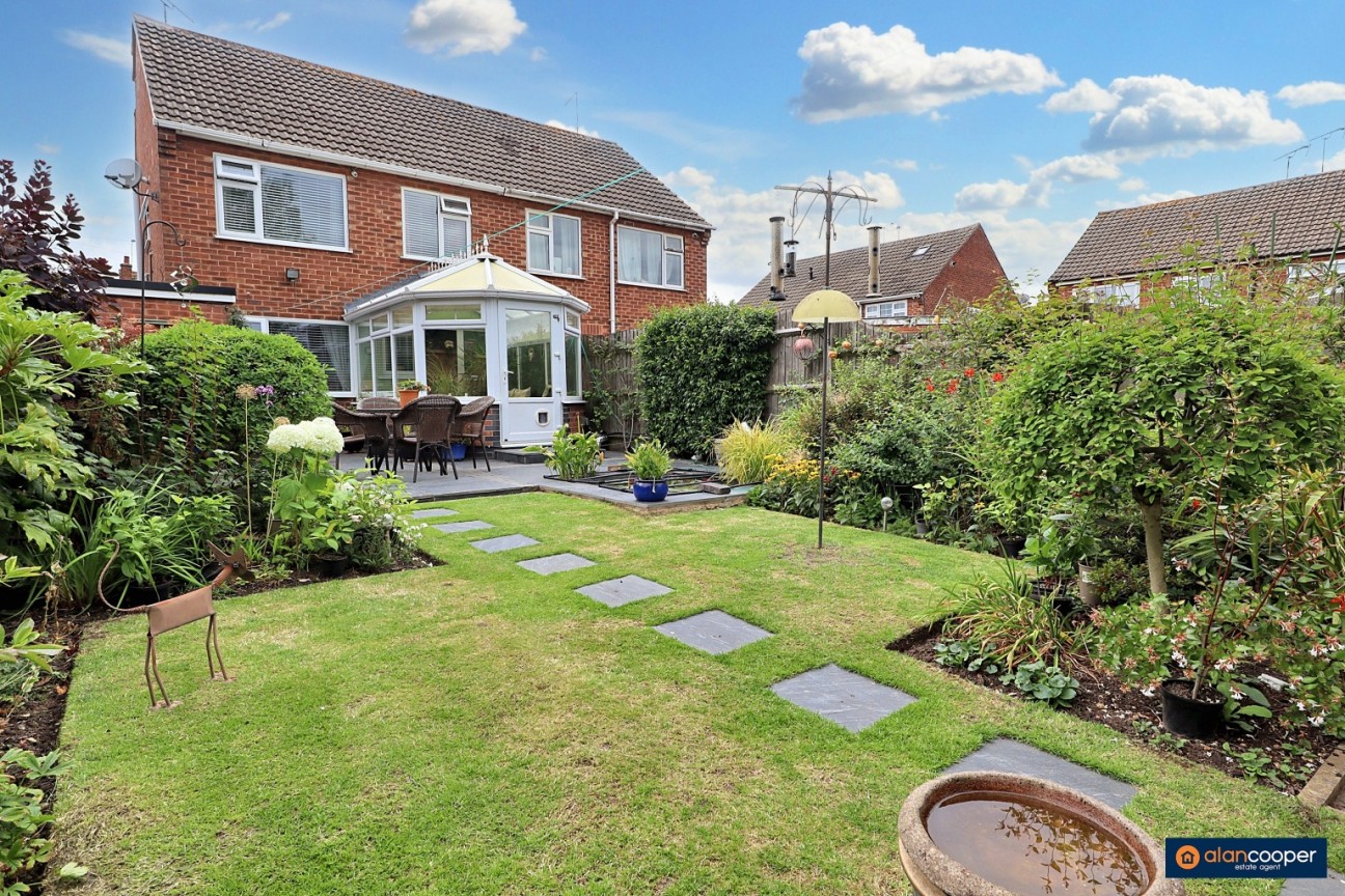 Treviscoe Close, Exhall, Coventry, CV7 9FE