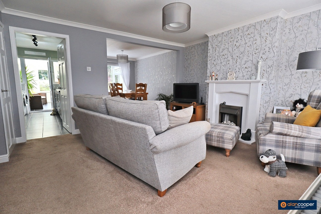 Treviscoe Close, Exhall, Coventry, CV7 9FE