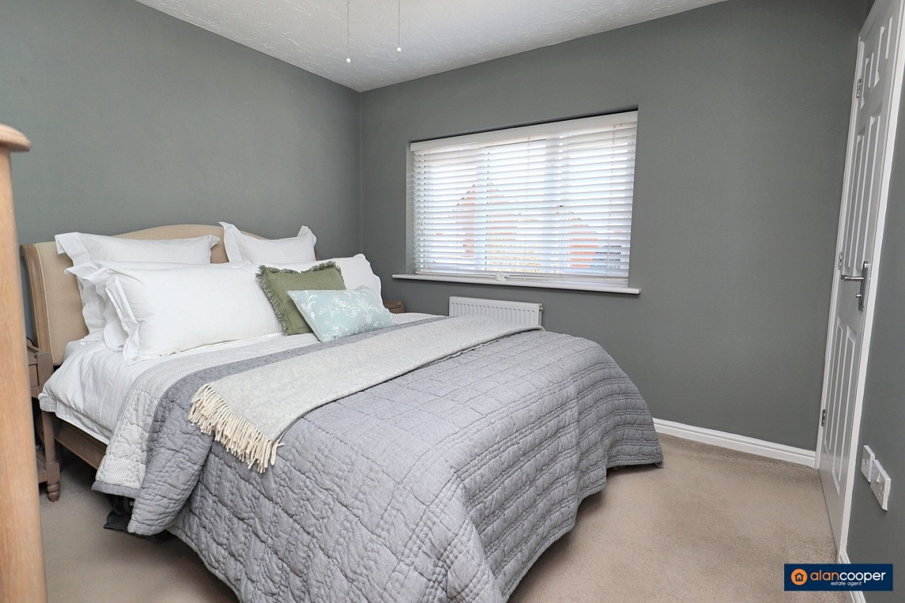 Campion Close, Bedworth, CV12 0GY