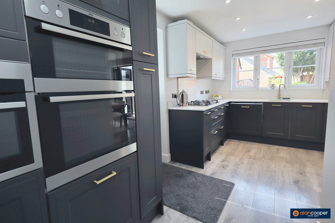 Campion Close, Bedworth, CV12 0GY