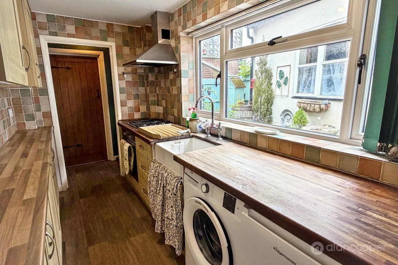 Chequer Street, Bulkington, CV12 9NH