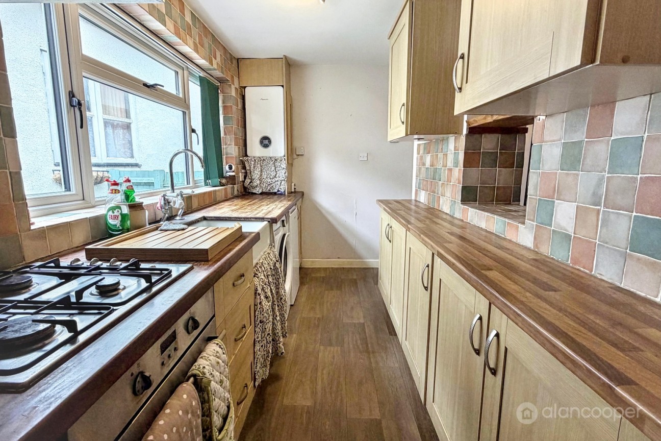 Chequer Street, Bulkington, CV12 9NH