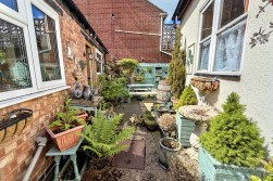 Chequer Street, Bulkington, CV12 9NH
