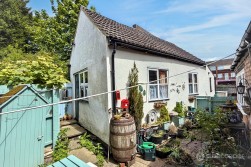 Chequer Street, Bulkington, CV12 9NH