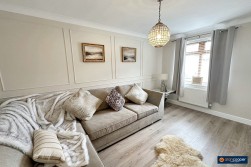 Bronze Close, Maple Park, Nuneaton, CV11 4YD