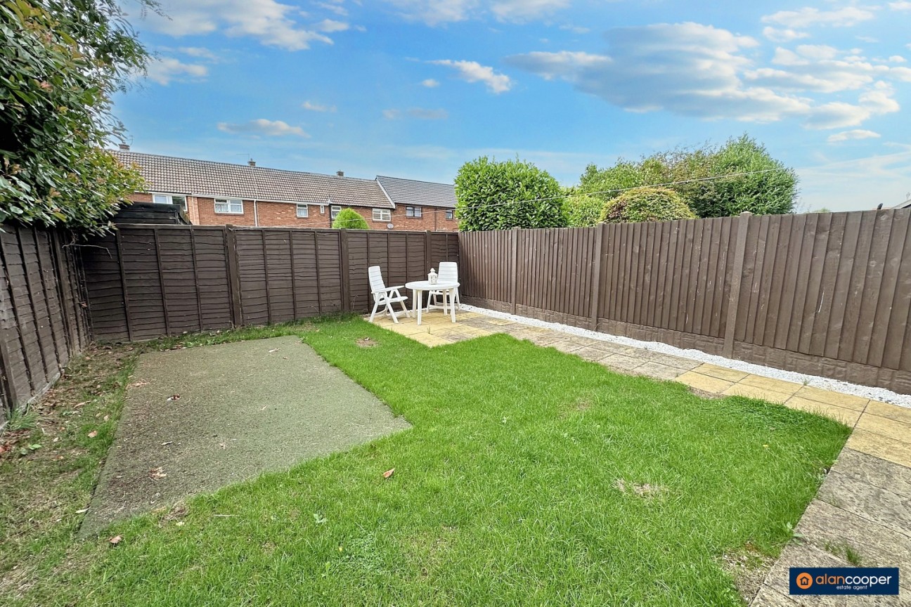 Bronze Close, Maple Park, Nuneaton, CV11 4YD