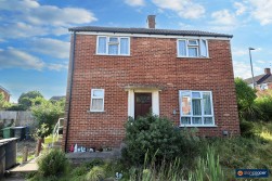 Queen Elizabeth Road, Nuneaton, CV10 9AT
