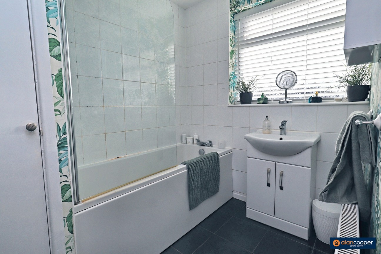 Sherbourne Avenue, Stockingford, Nuneaton, CV10 9JL