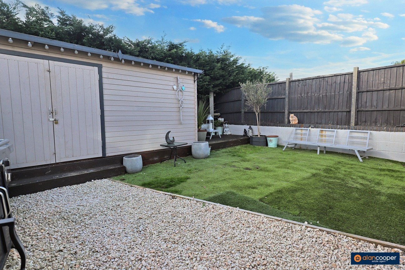 Sherbourne Avenue, Stockingford, Nuneaton, CV10 9JL